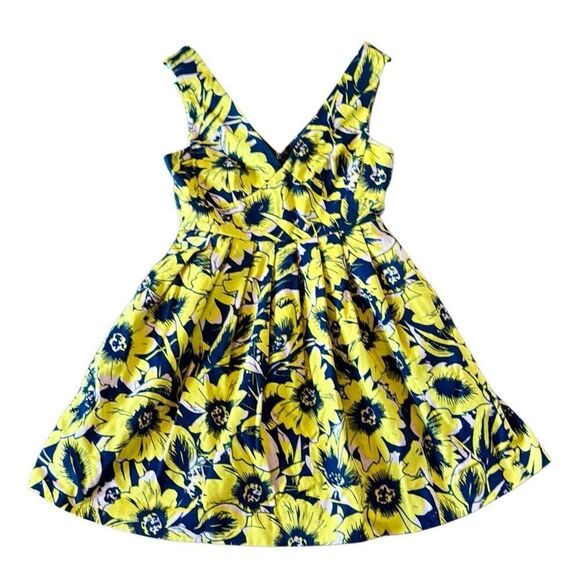 J.Crew floral pique yellow fit and flare sundress 2 petite - Picture 2 of 11